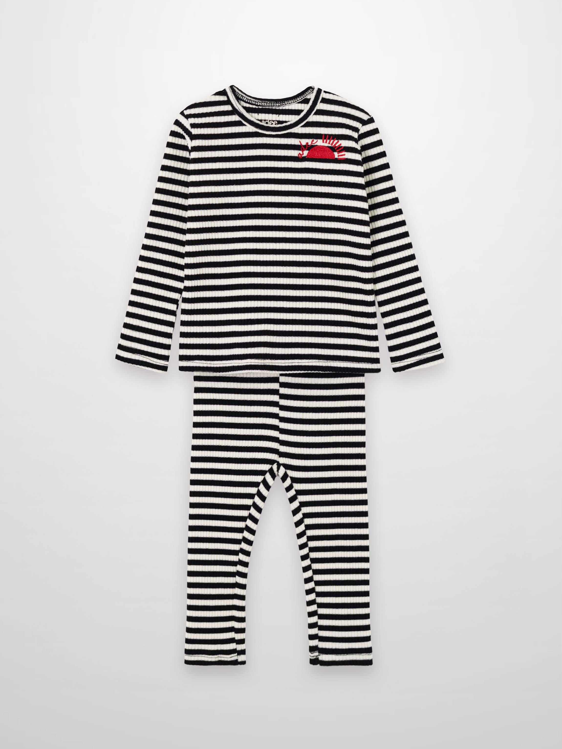 1-1_e9a0dace-4f78-4d7a-90a2-177240033dcc