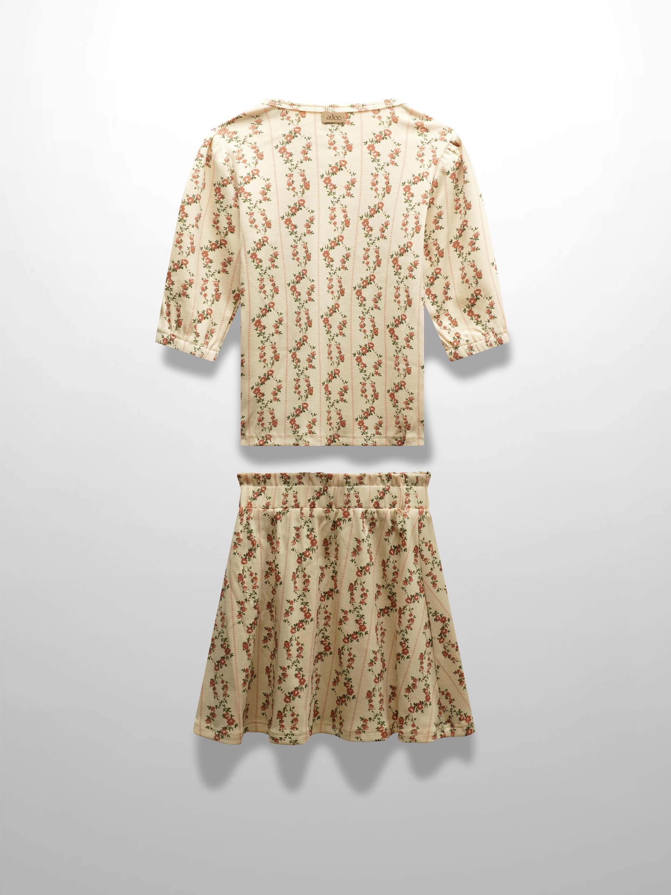 Floral outfit for girls set