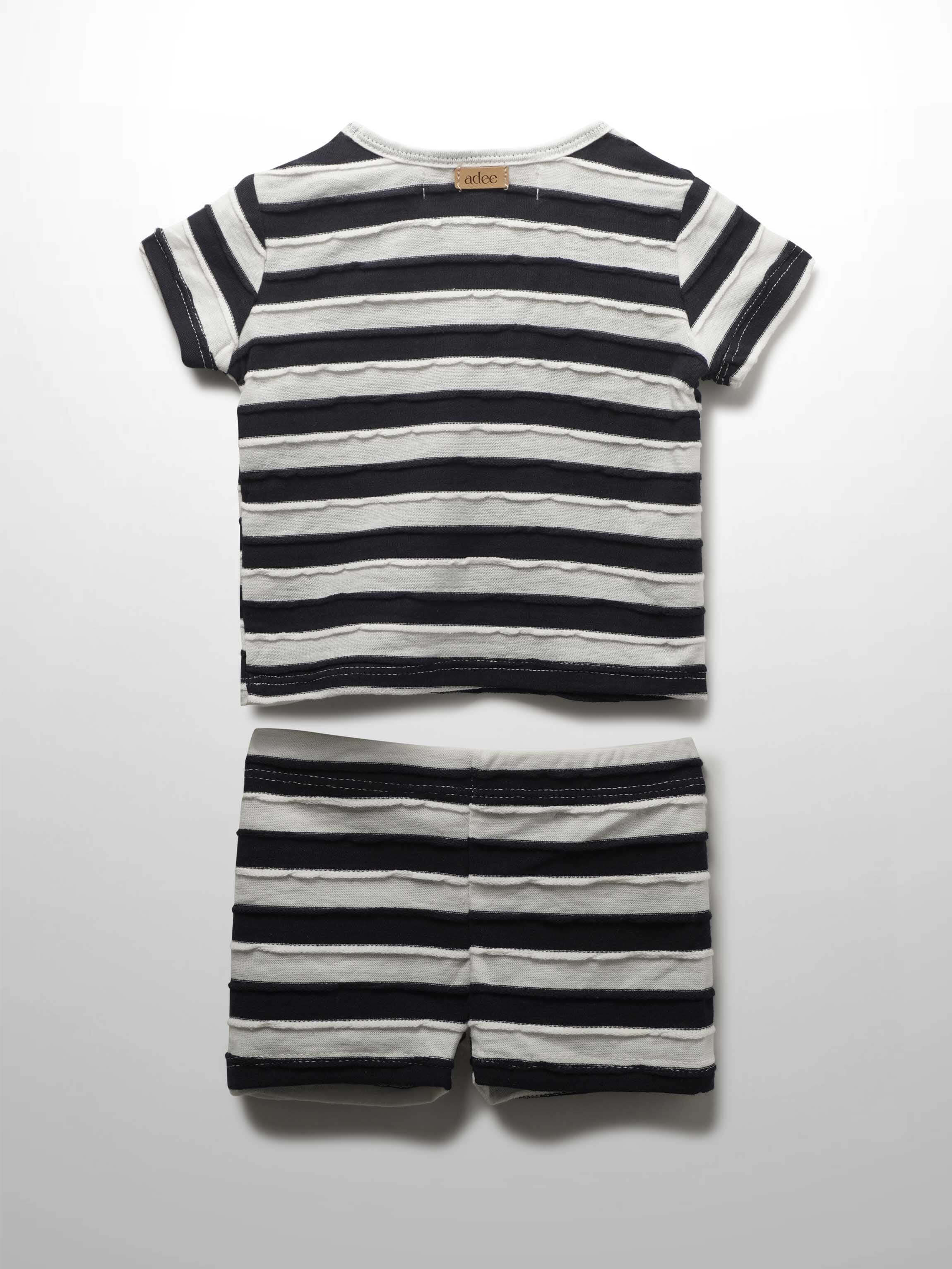 Boys shorts striped set for play