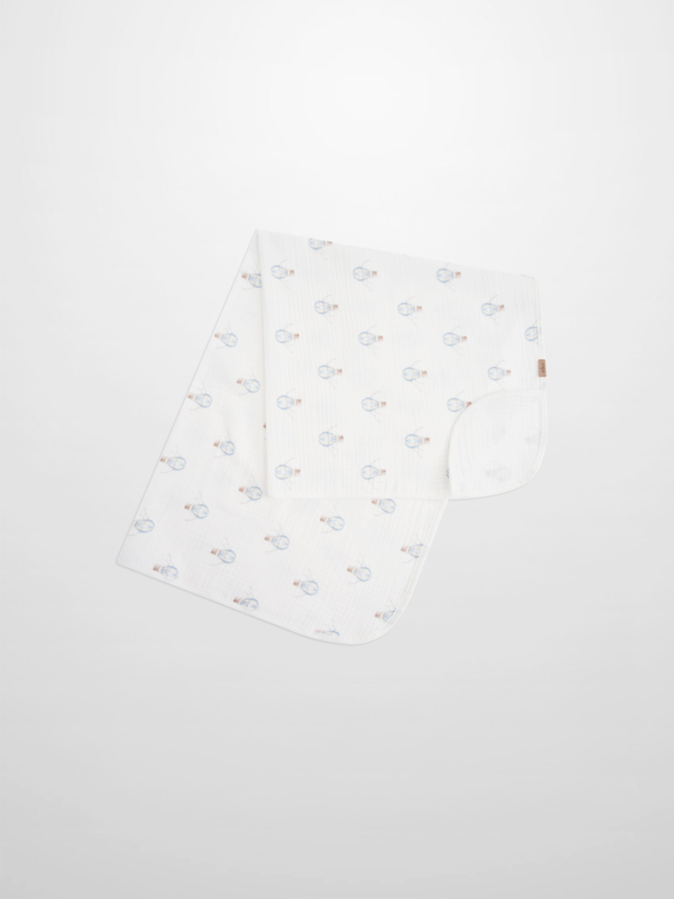 Blue Balloon Blanket; Adee boys swaddle blanket in white fabric with blue balloon pattern