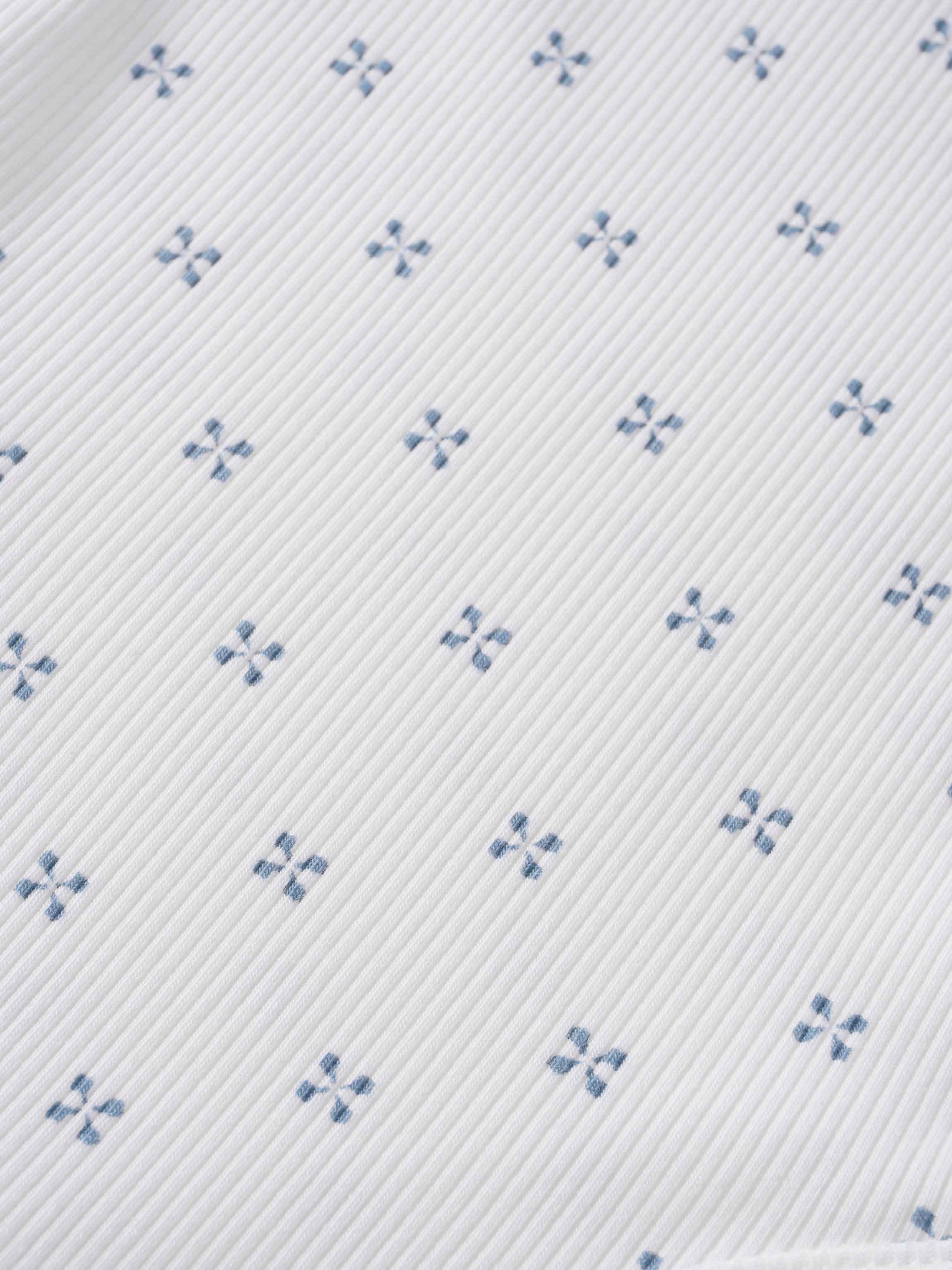 light blue diamond pattern fabric