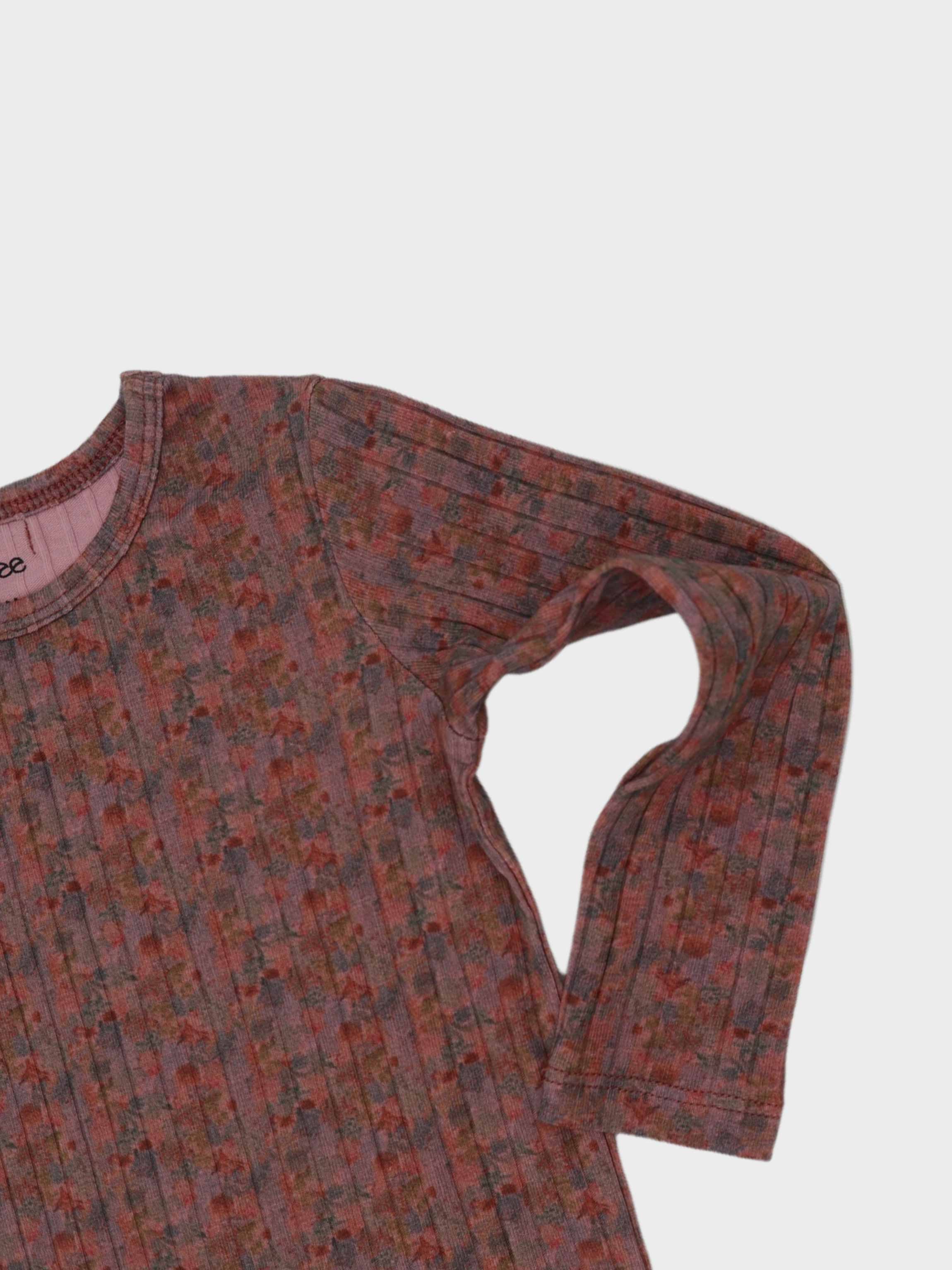 Girls pajamas with floral pattern