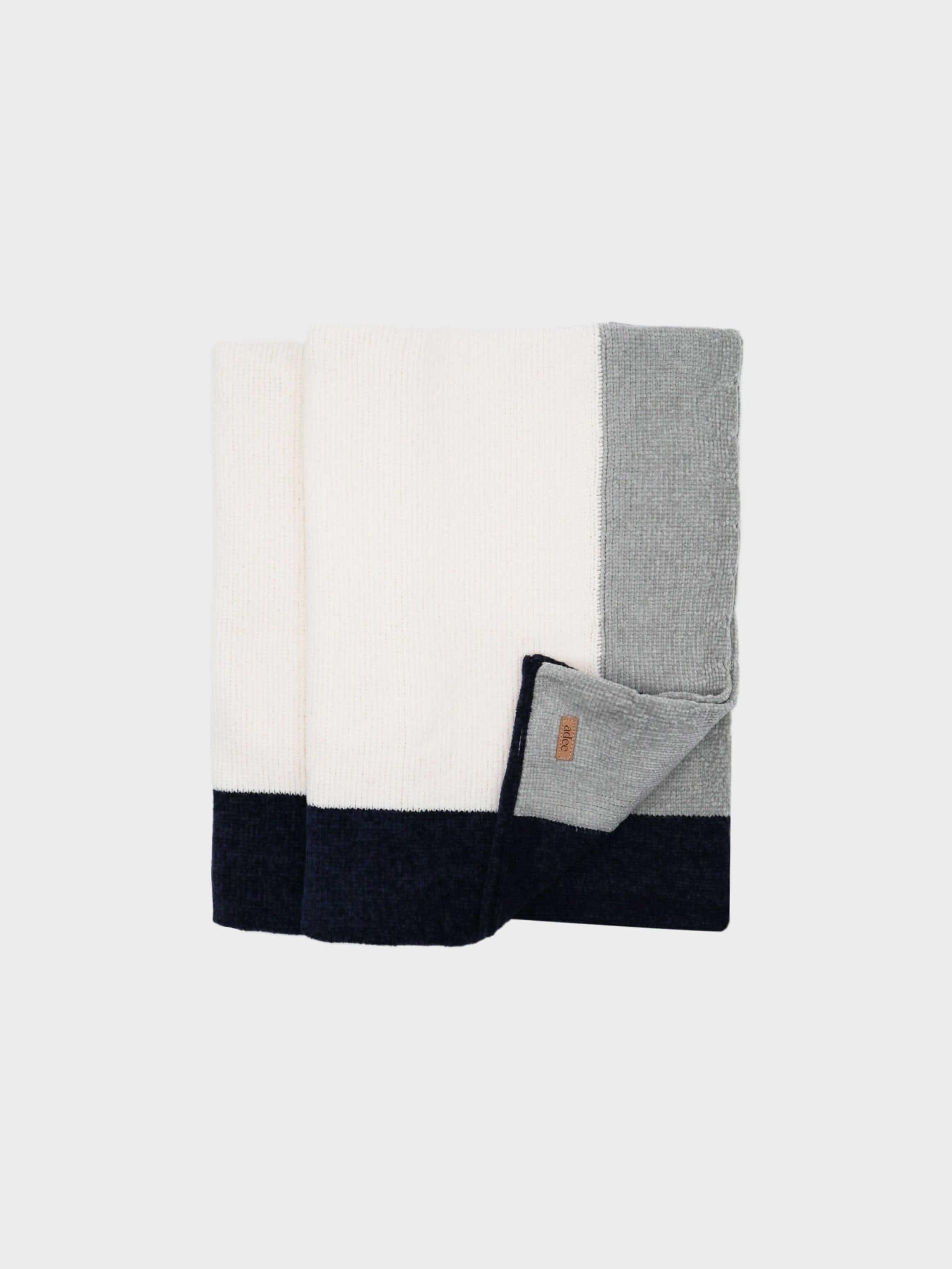 Butter Soft Blanket in Navy off-white center and navy-grey pattern for babies.