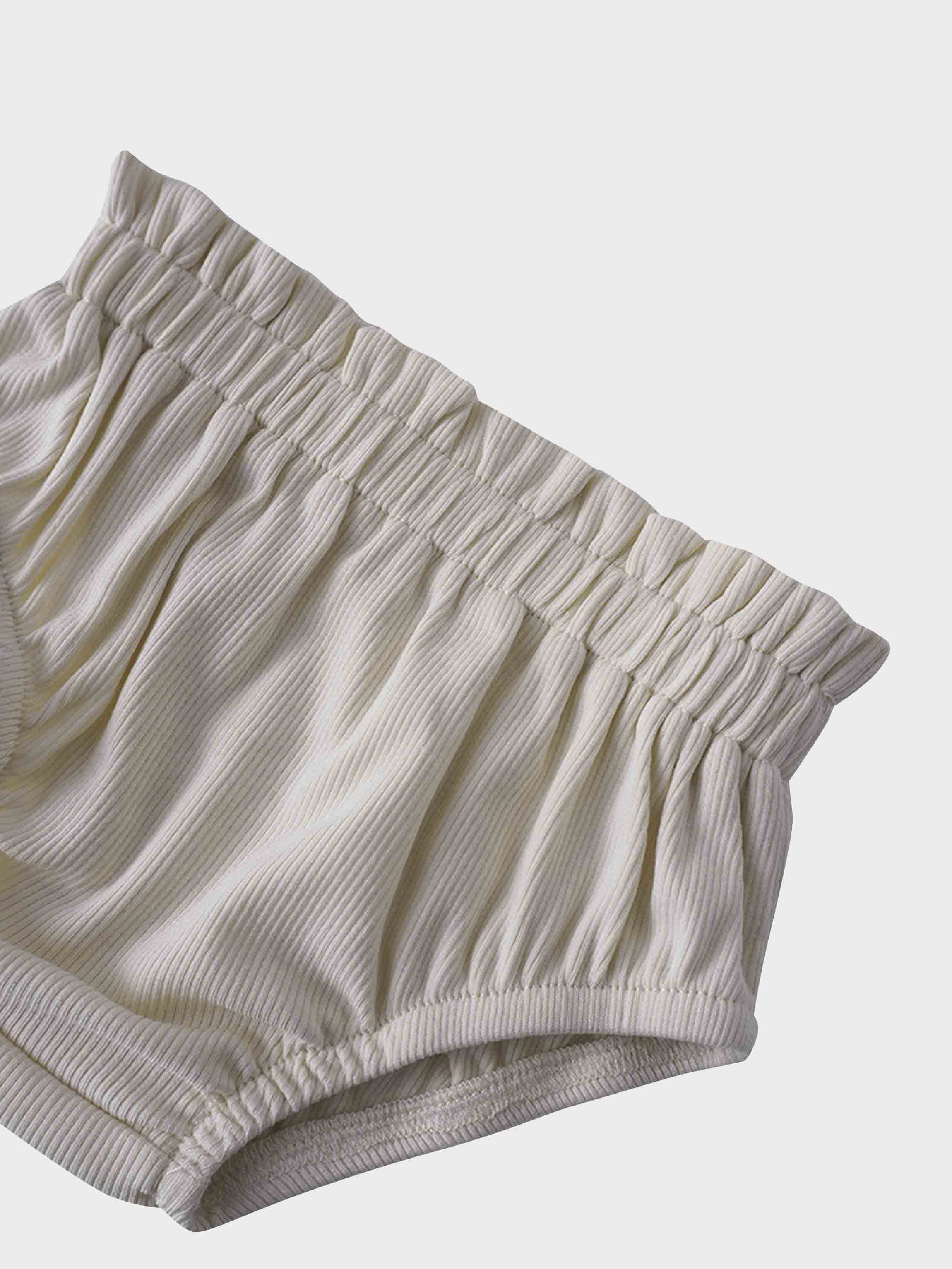 Light tan paper bag bloomers