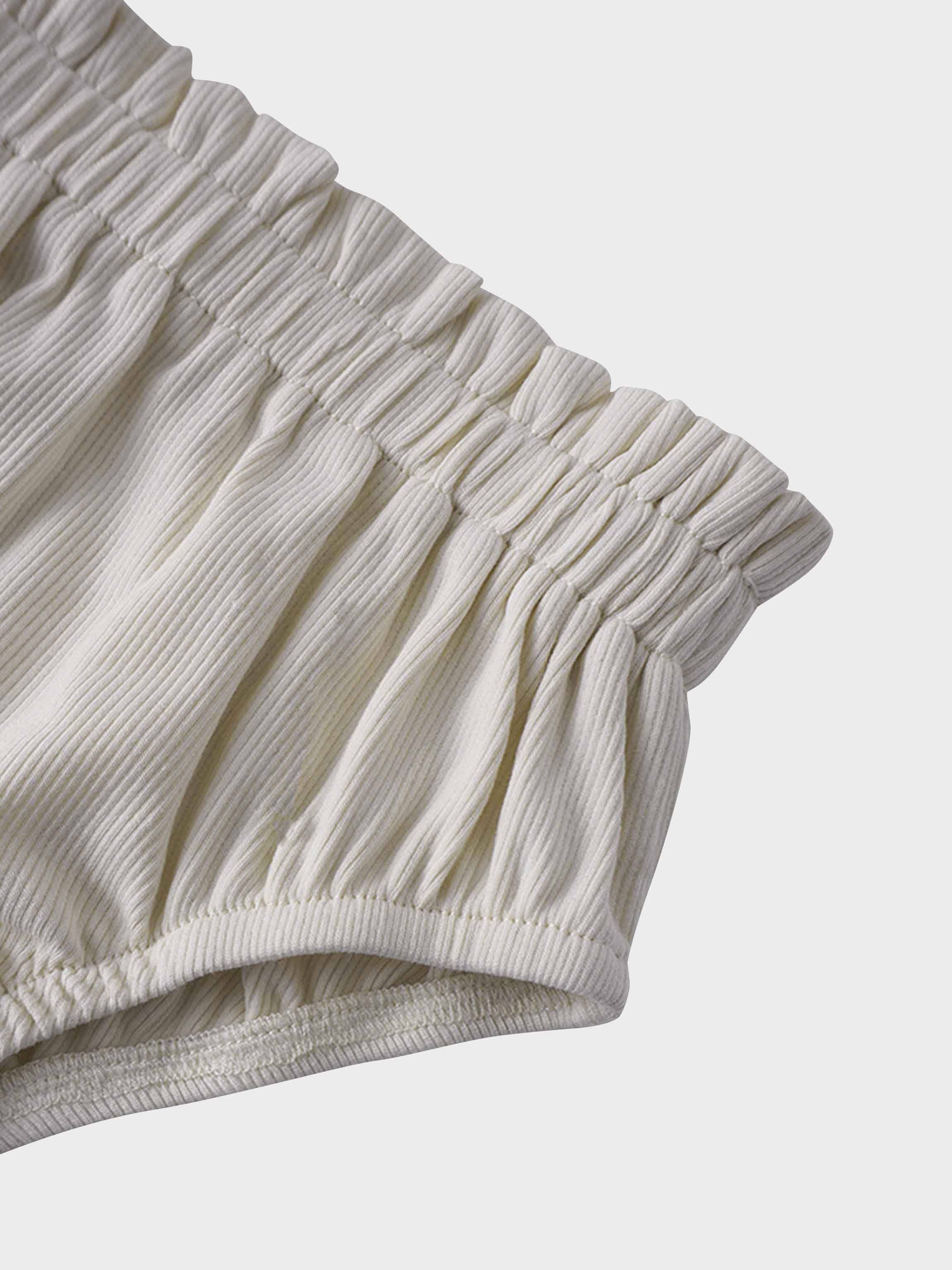 Light tan paper bag bloomers