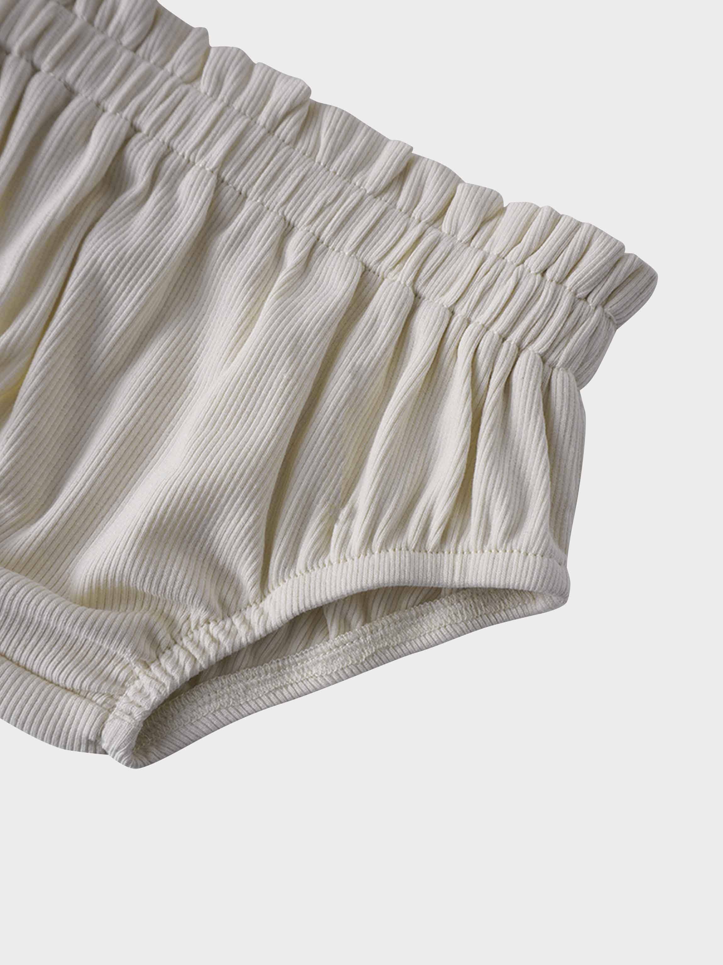 Light tan paper bag bloomers