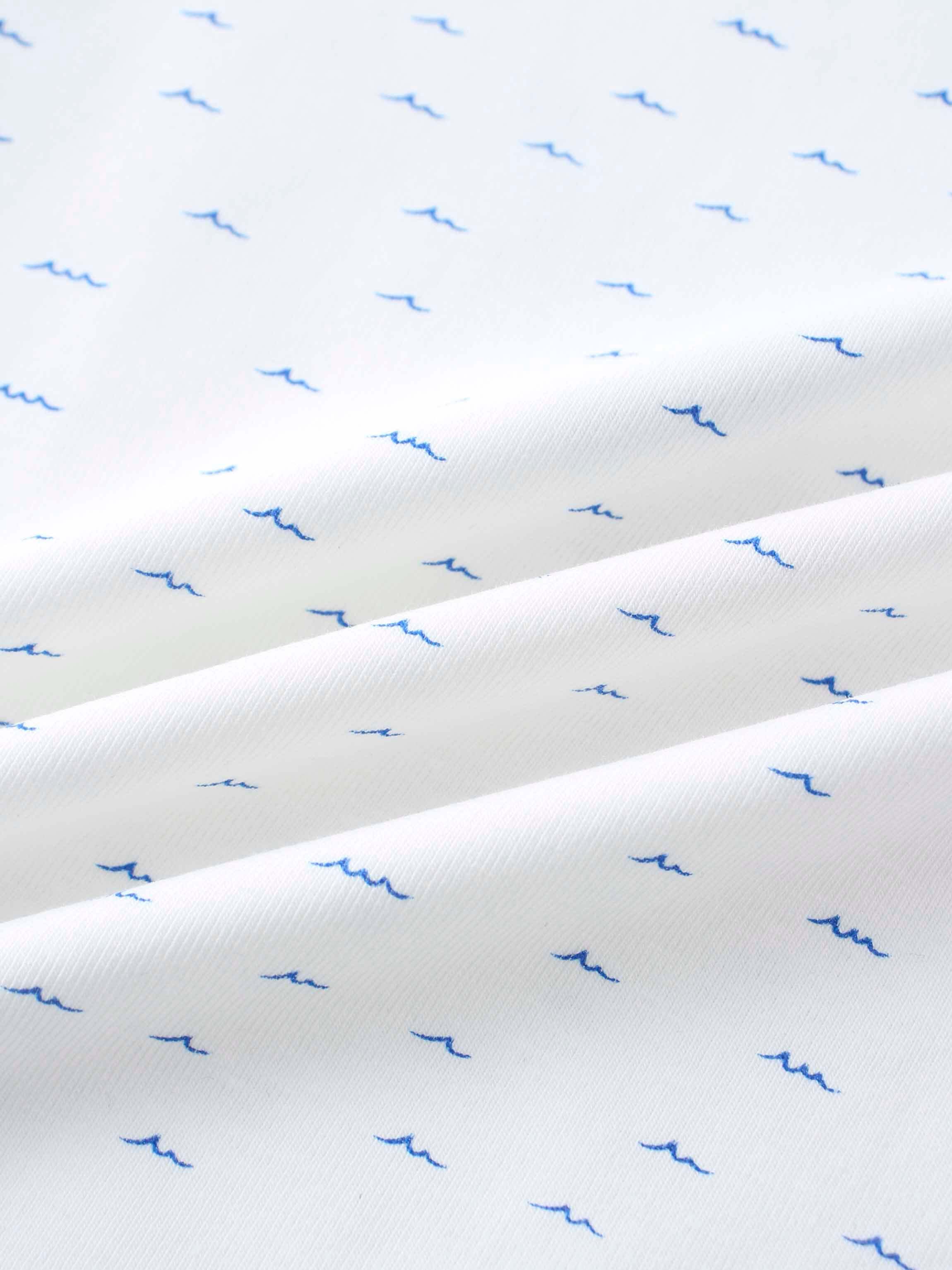 Blue wave pattern fabric detail