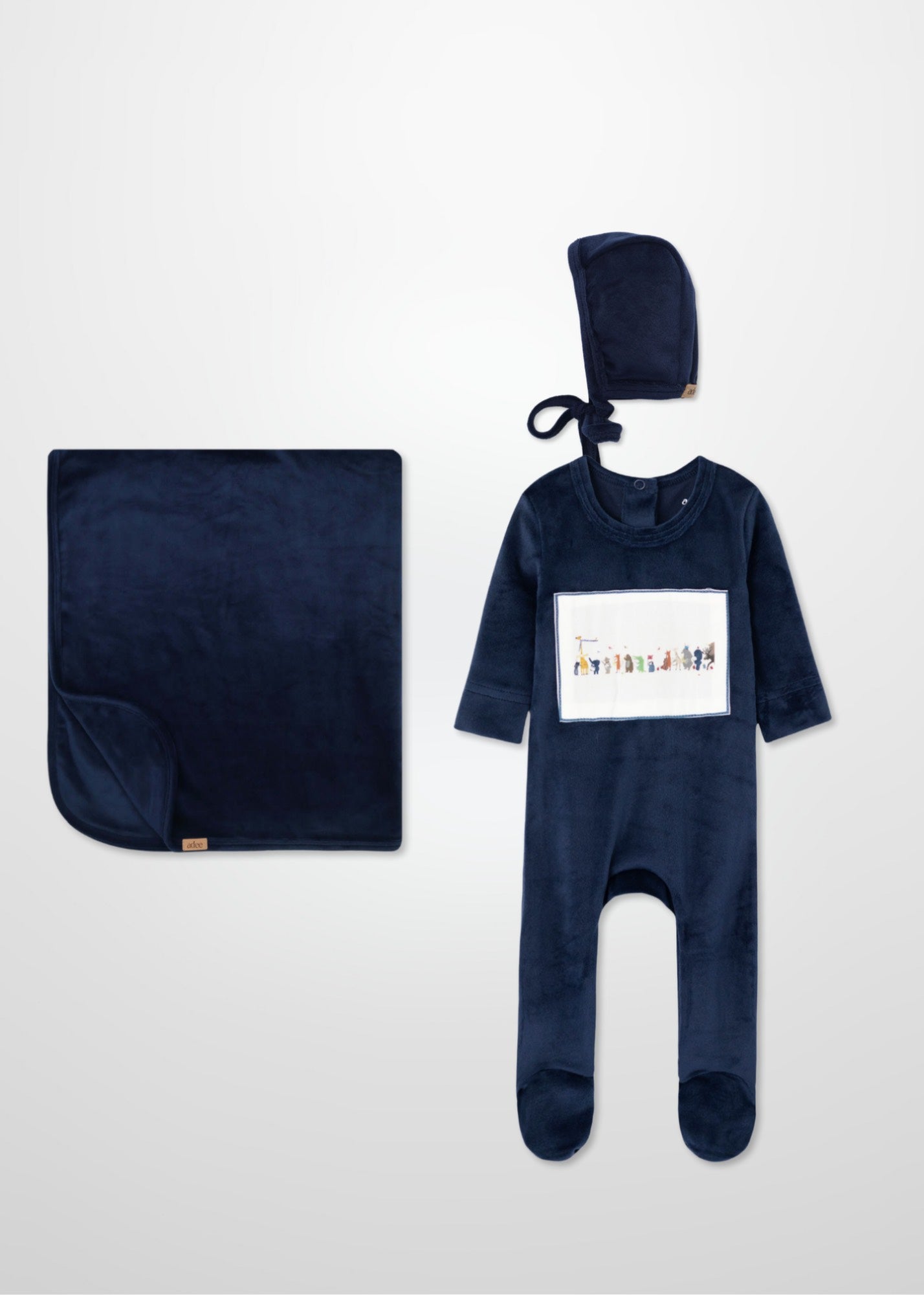 Animal Band - Layette Set with Bonnet