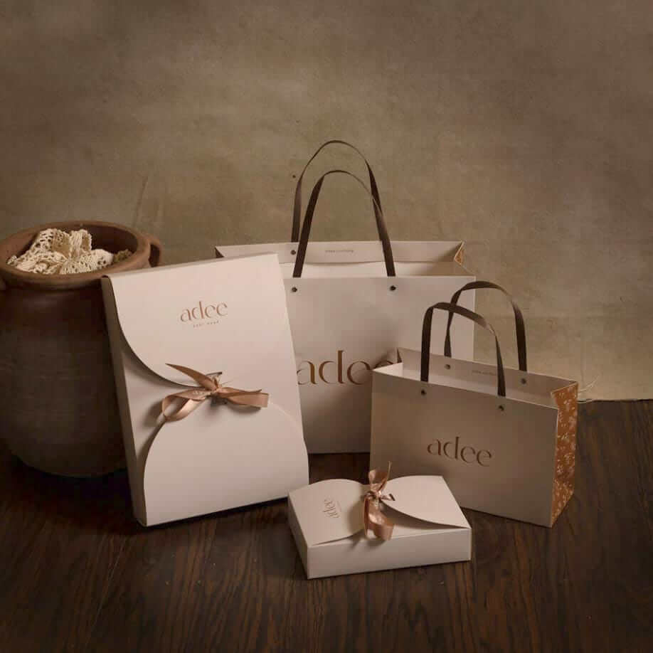Elegant gifts packaging collection