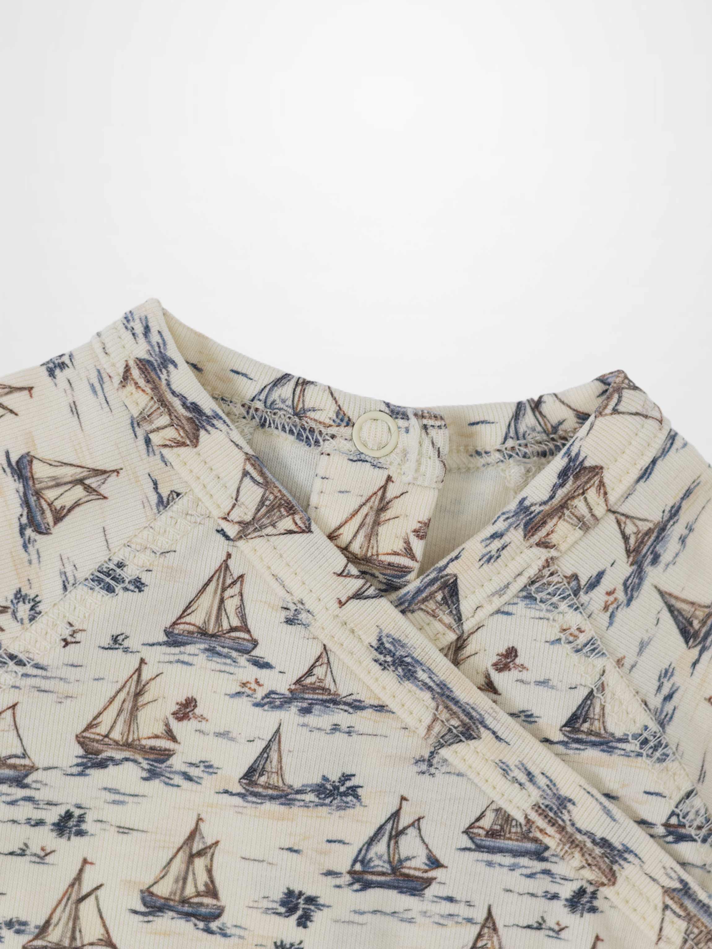 Sail Stretchy