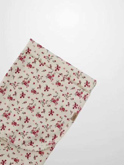 Winter Roses Blanket