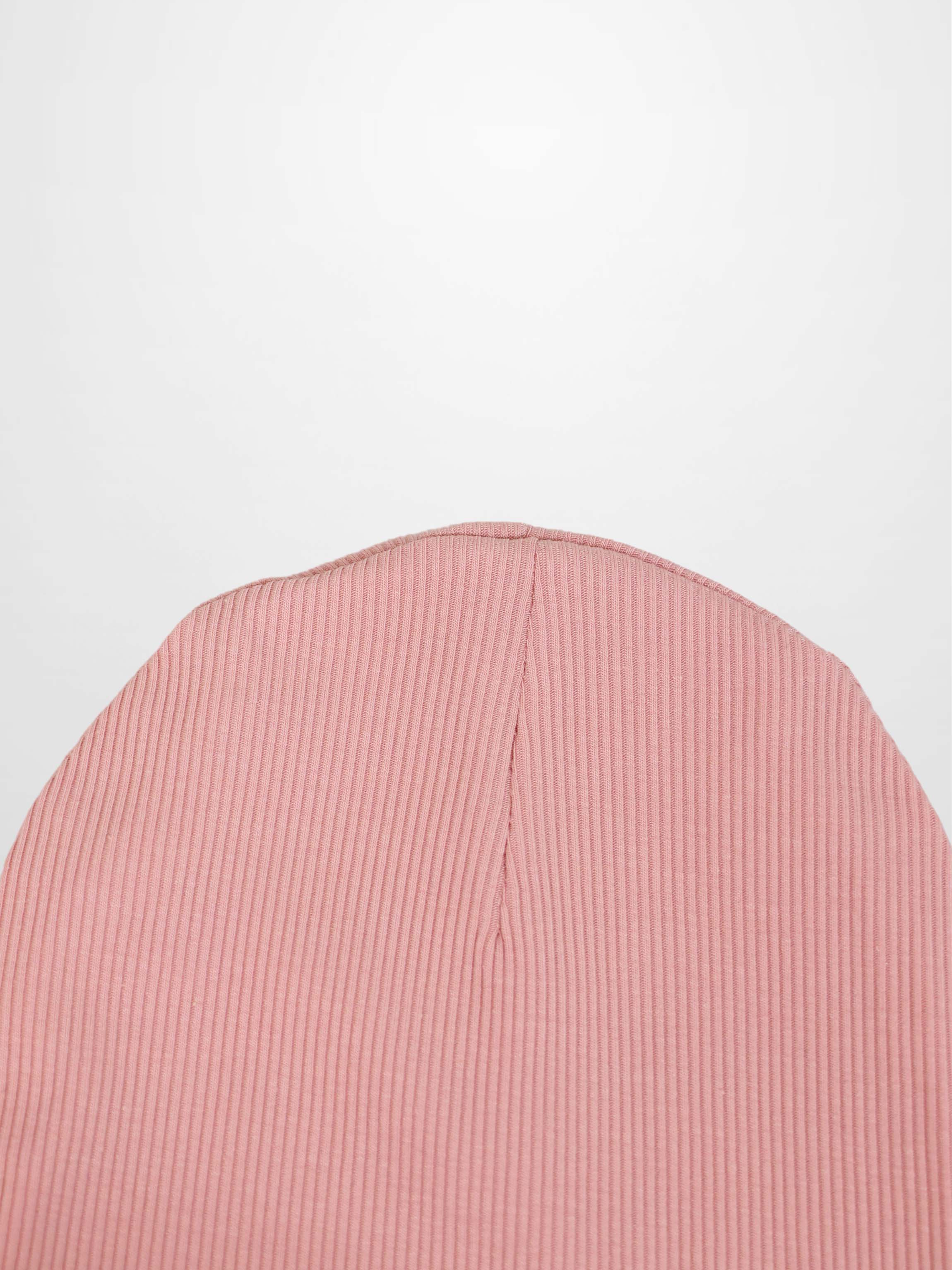 Thin ribbed beanie for girls in light pink by Adee.