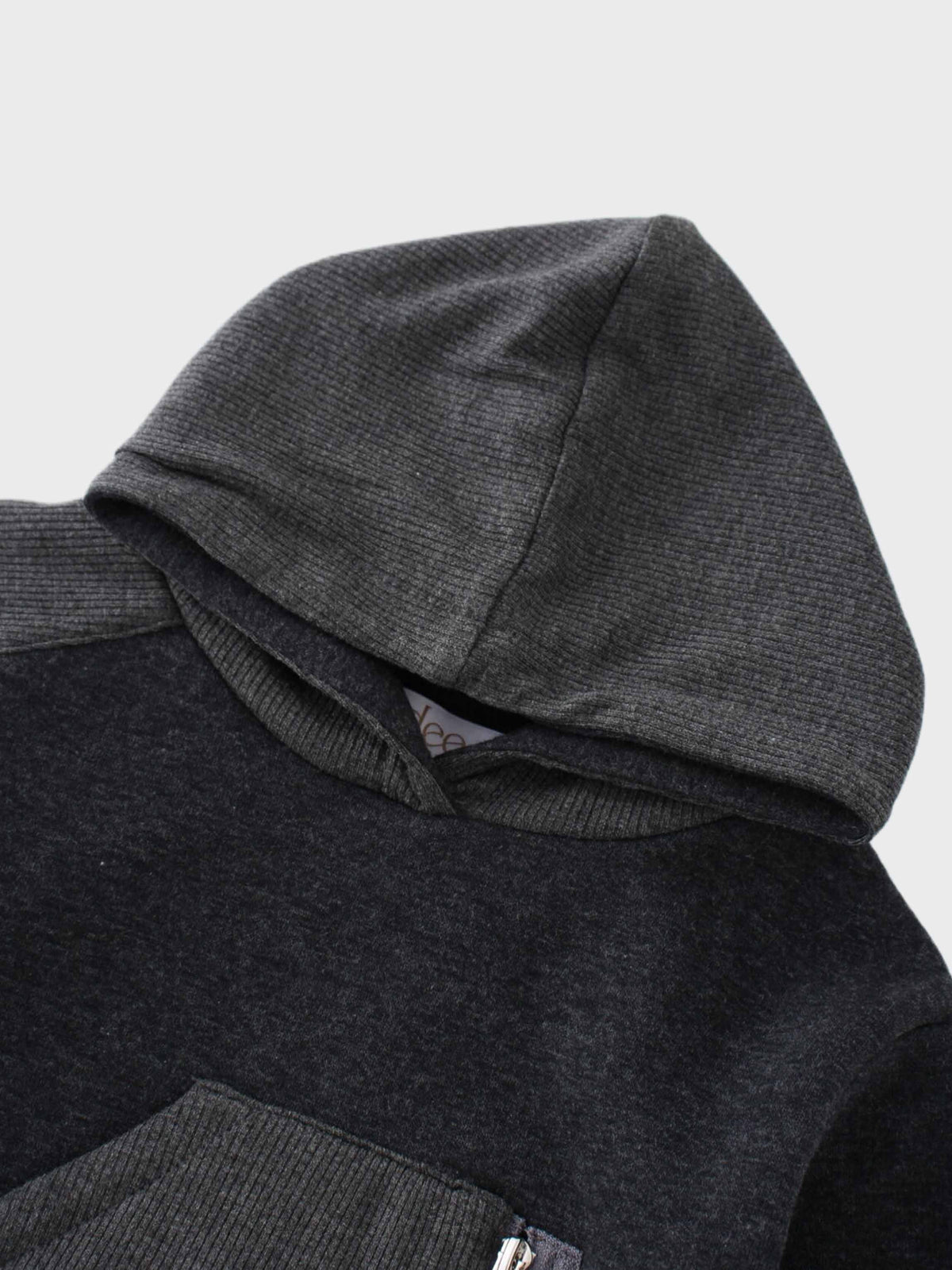 Hoodie sweatshirt with charming detail