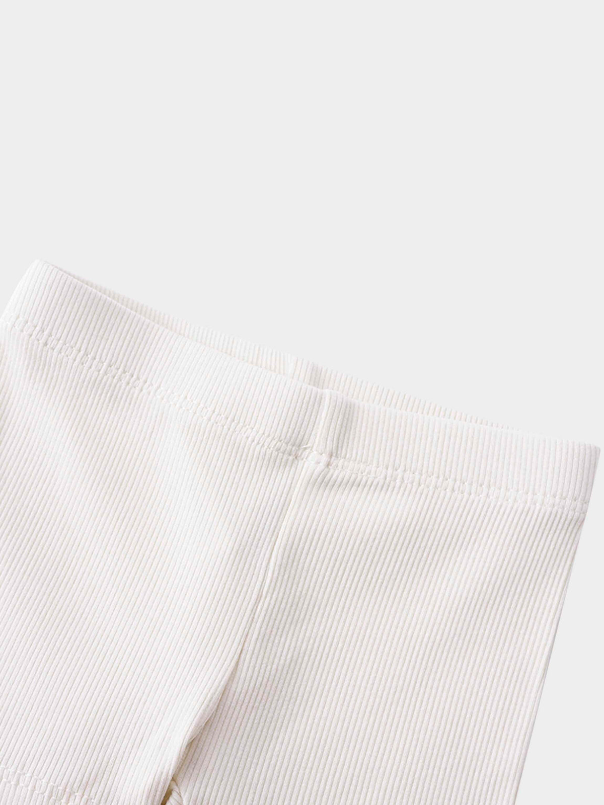 Thin ribbed off-white biker shorts