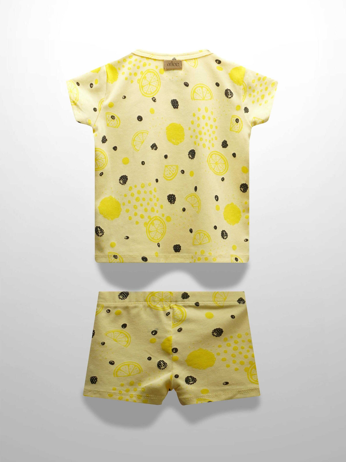 Lemon print set for boys featuring t-shirt and shorts