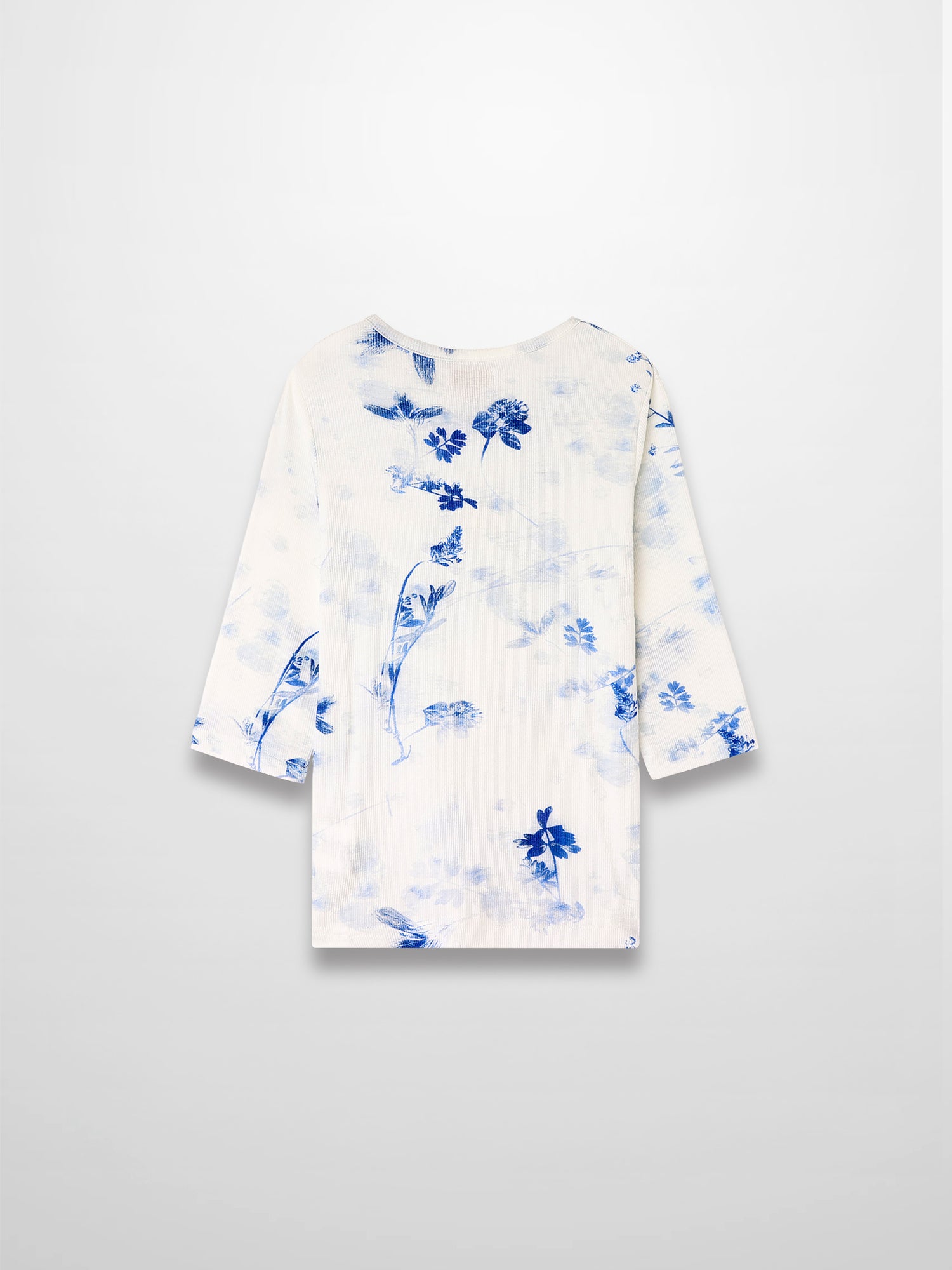 Blue Flower T-Shirt - 3/4 Sleeve