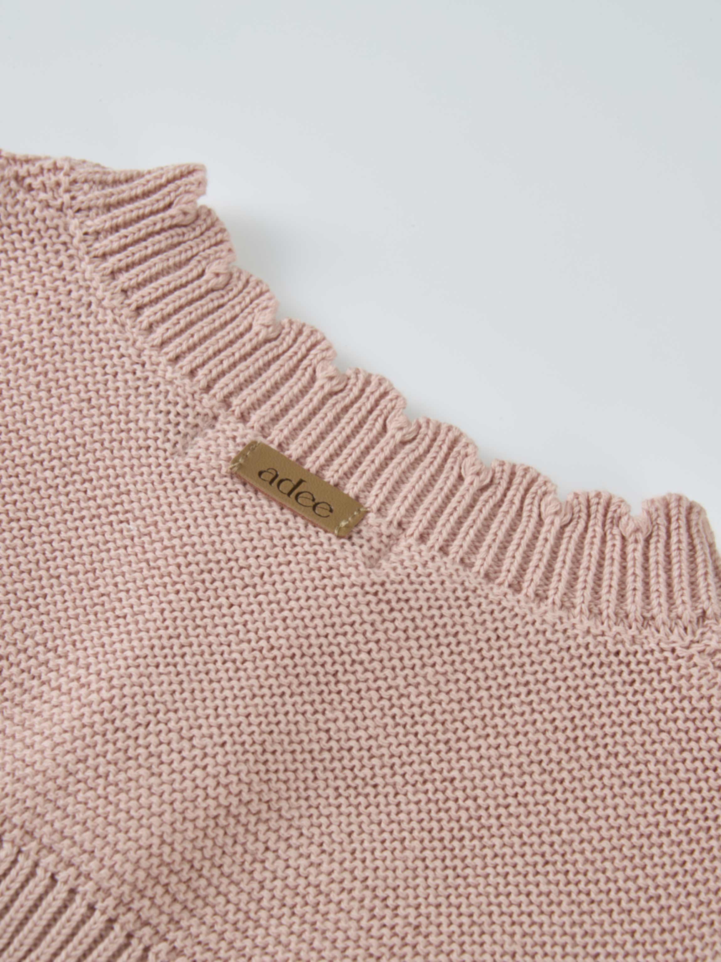 Cropped Adee cardigan for girls, light pink knit with scalloped trim
