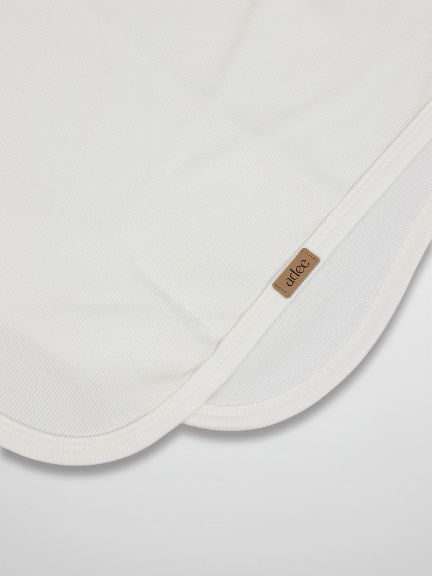 Thin Ribbed Blanket - White