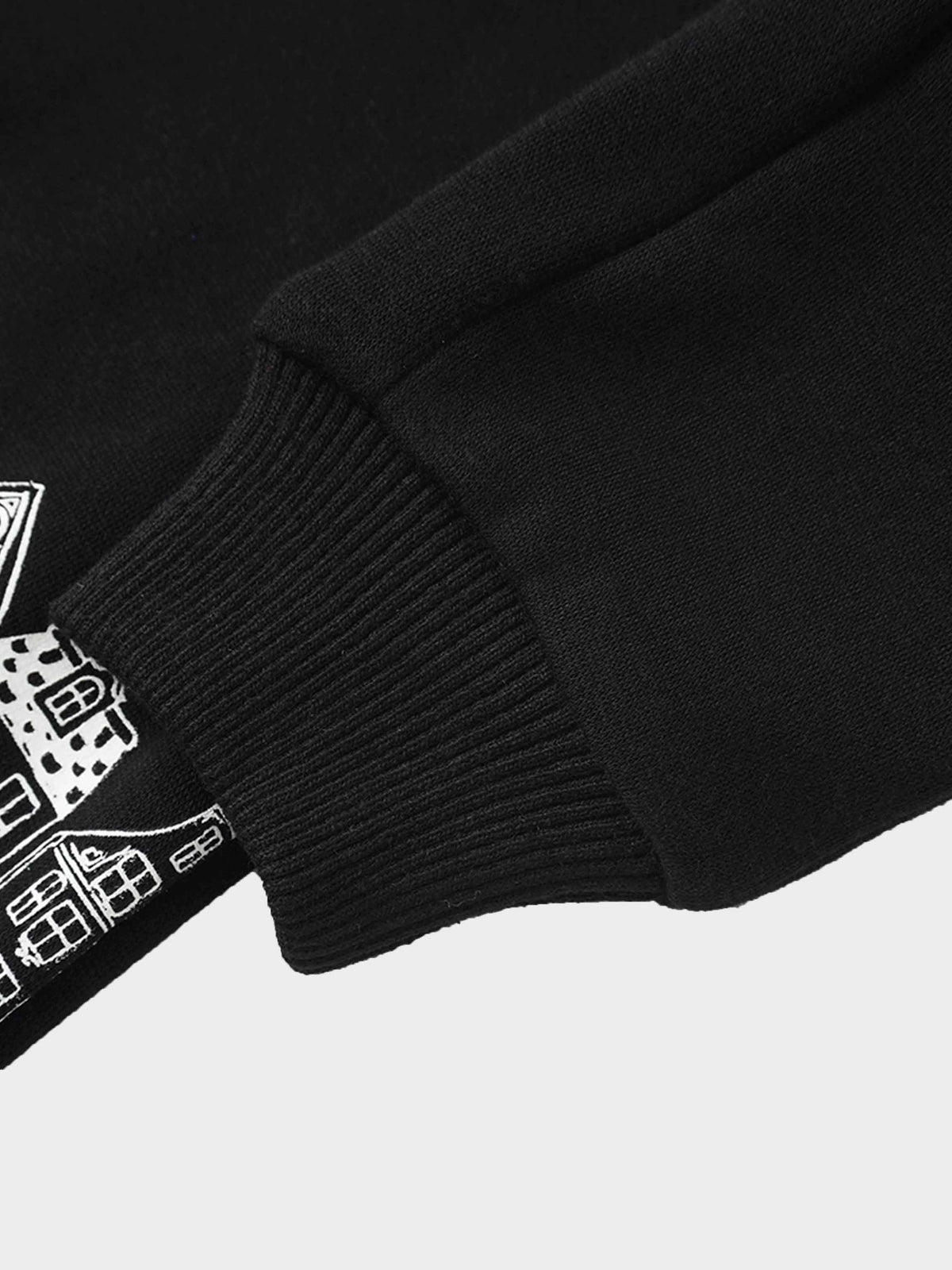 Skyline Sweatshirt in black with ribbed cuffs and crew neck; warm urban-style top for babies to big kids with skyline