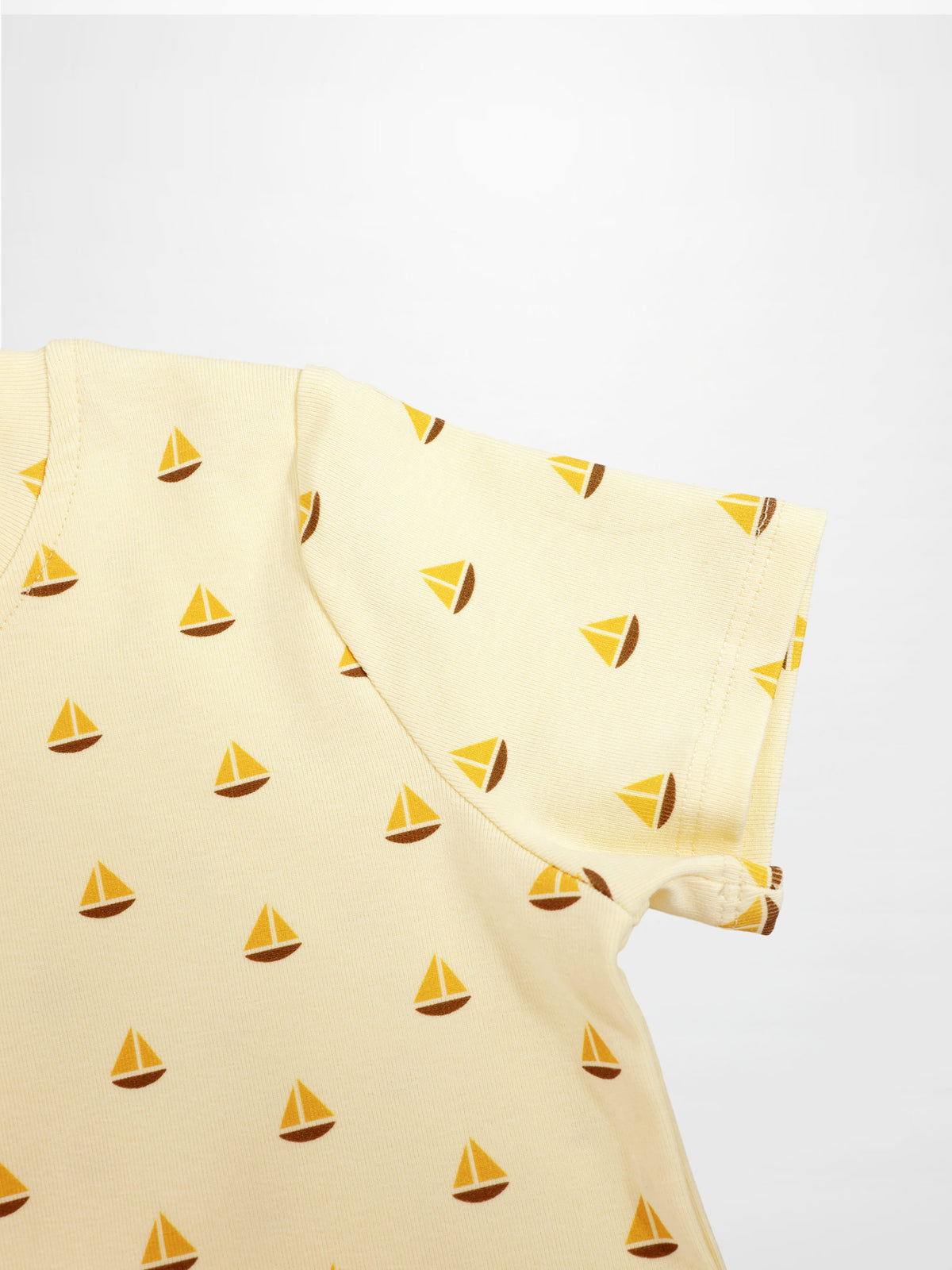 Boat Print Set for little boys; pale yellow fabric with small yellow sailboat pattern, by Adee.