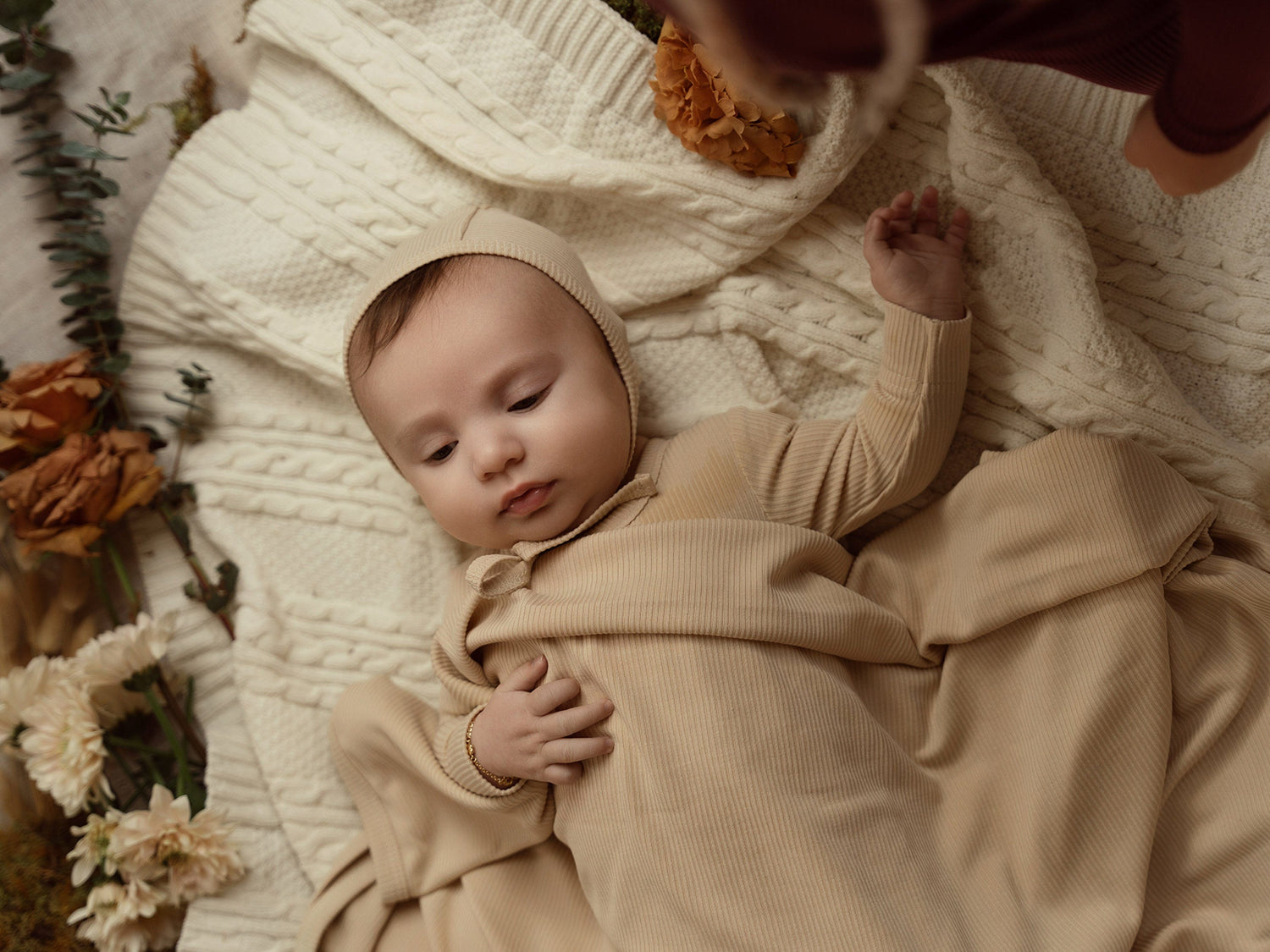 Crew Neck Bonnet - Tan &amp; Taupe