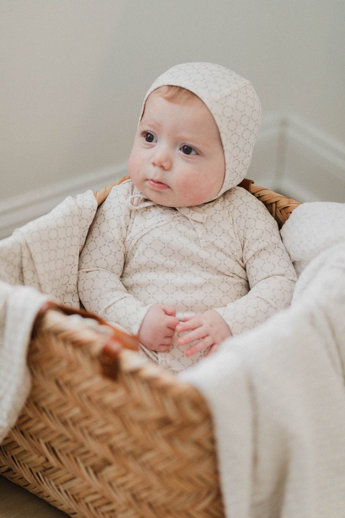 Tendril Vines  Blanket- Grey