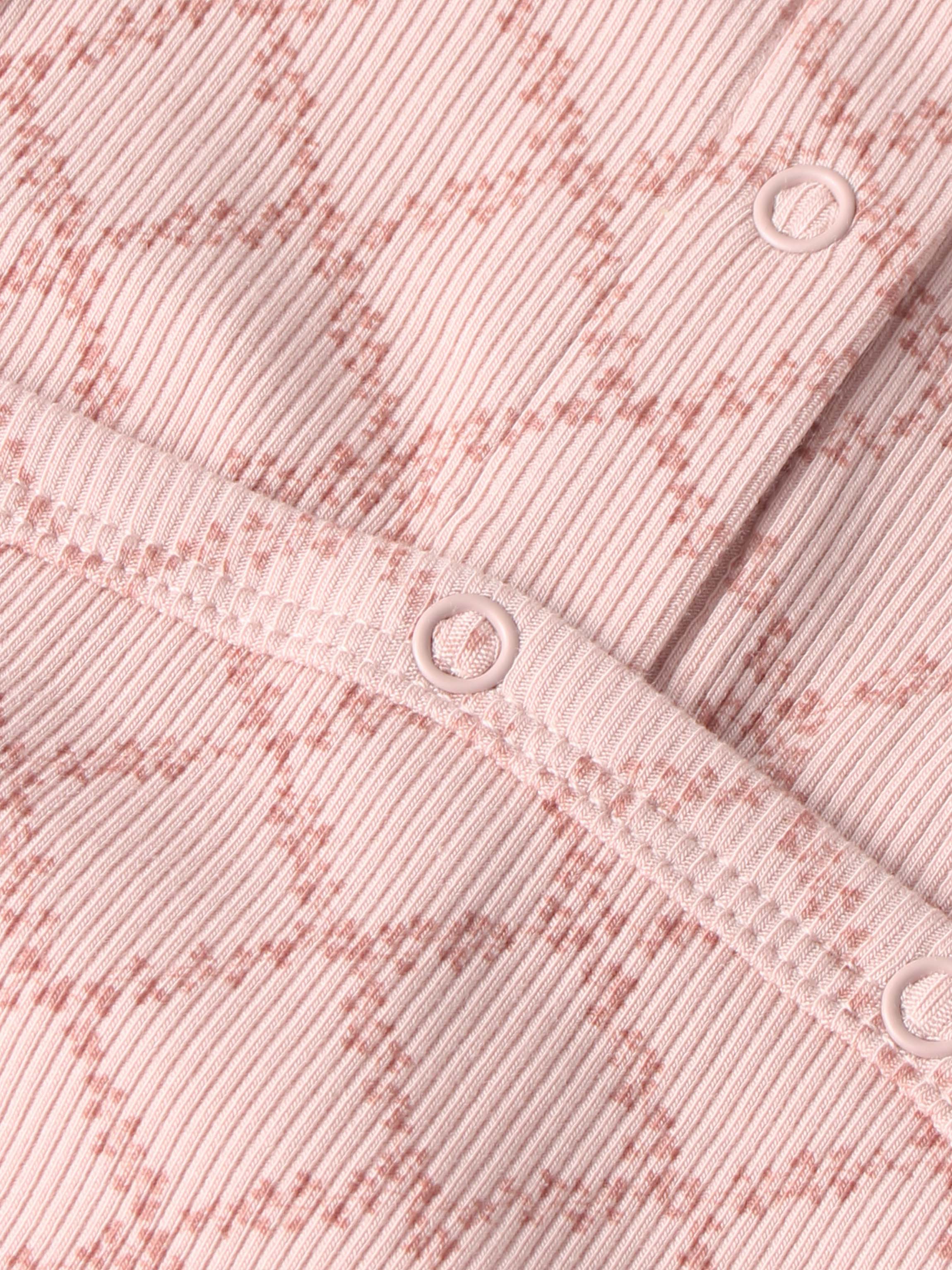 Pink Leaf Stretchy fabric for girls’ stretchies, ribbed pink with circular rings