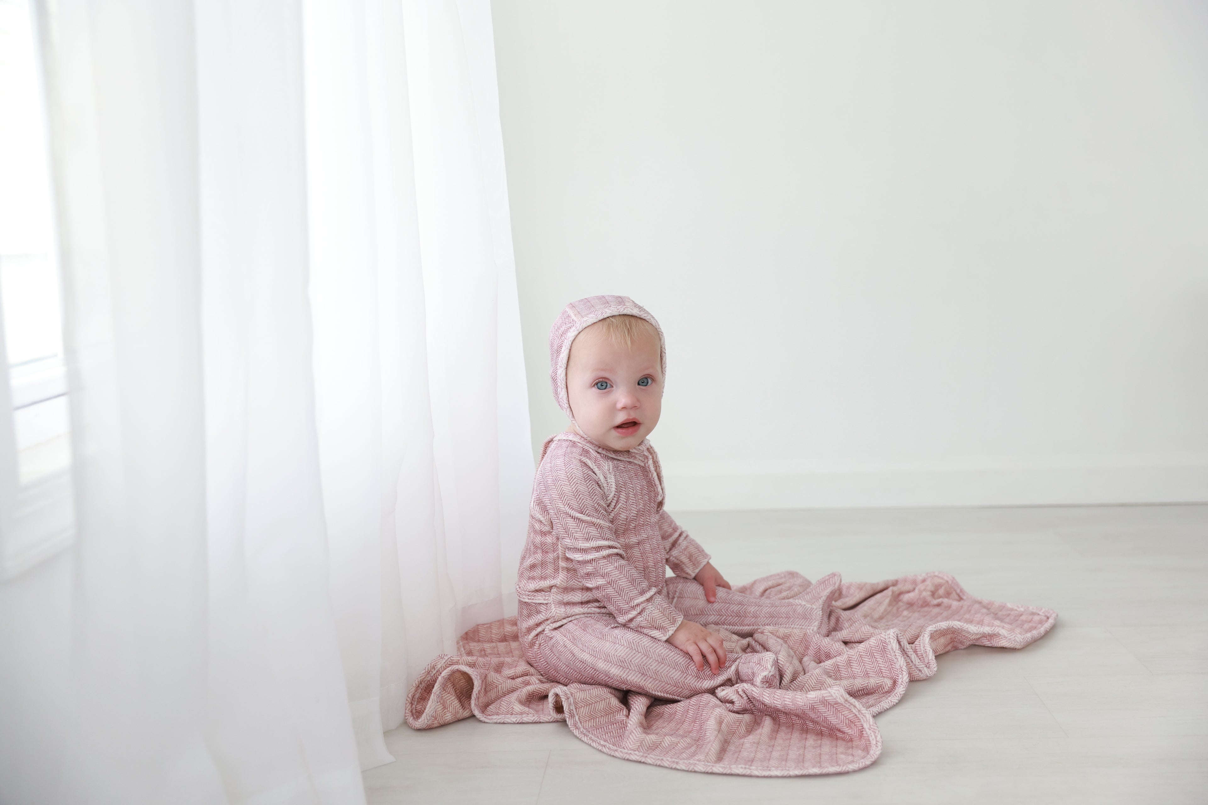 Heritage Herringbone Stretchy red girls&