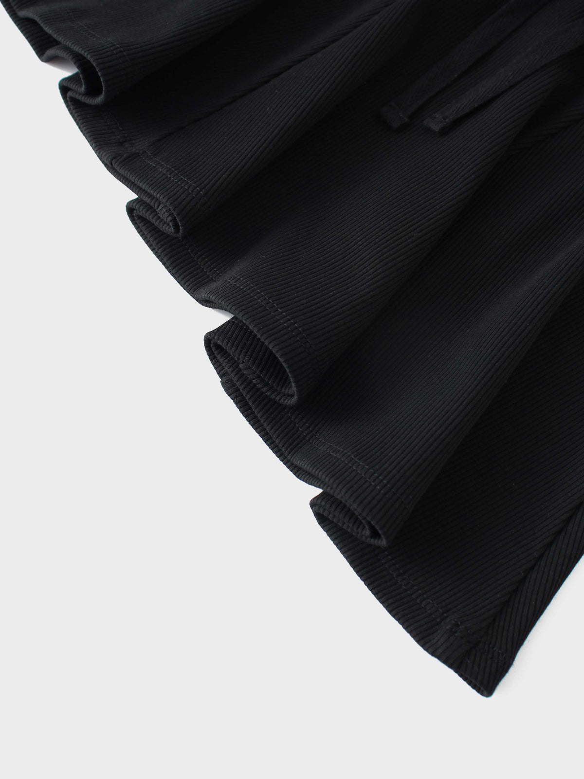 Black ribbed fabric for a six-panel girls&