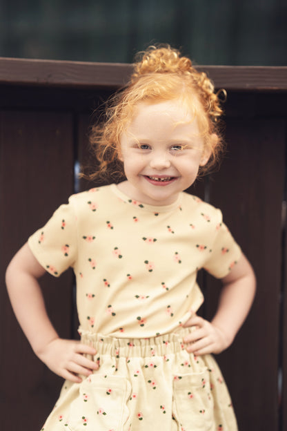 Tan Floral T-shirt - Short Sleeve